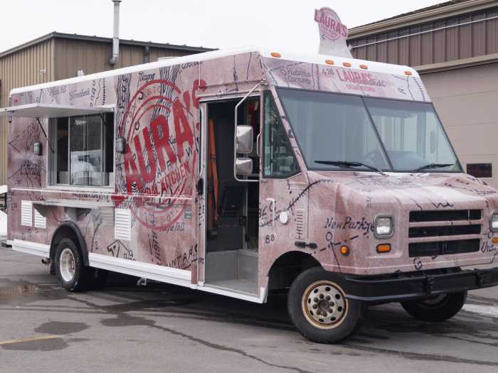 Laura's Food Truck
