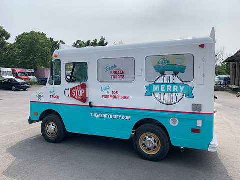 MERRY DAIRY RETRO ICE CREAM TRUCK