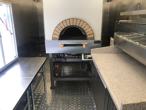 WOOD FIRED PIZZA TRUCK